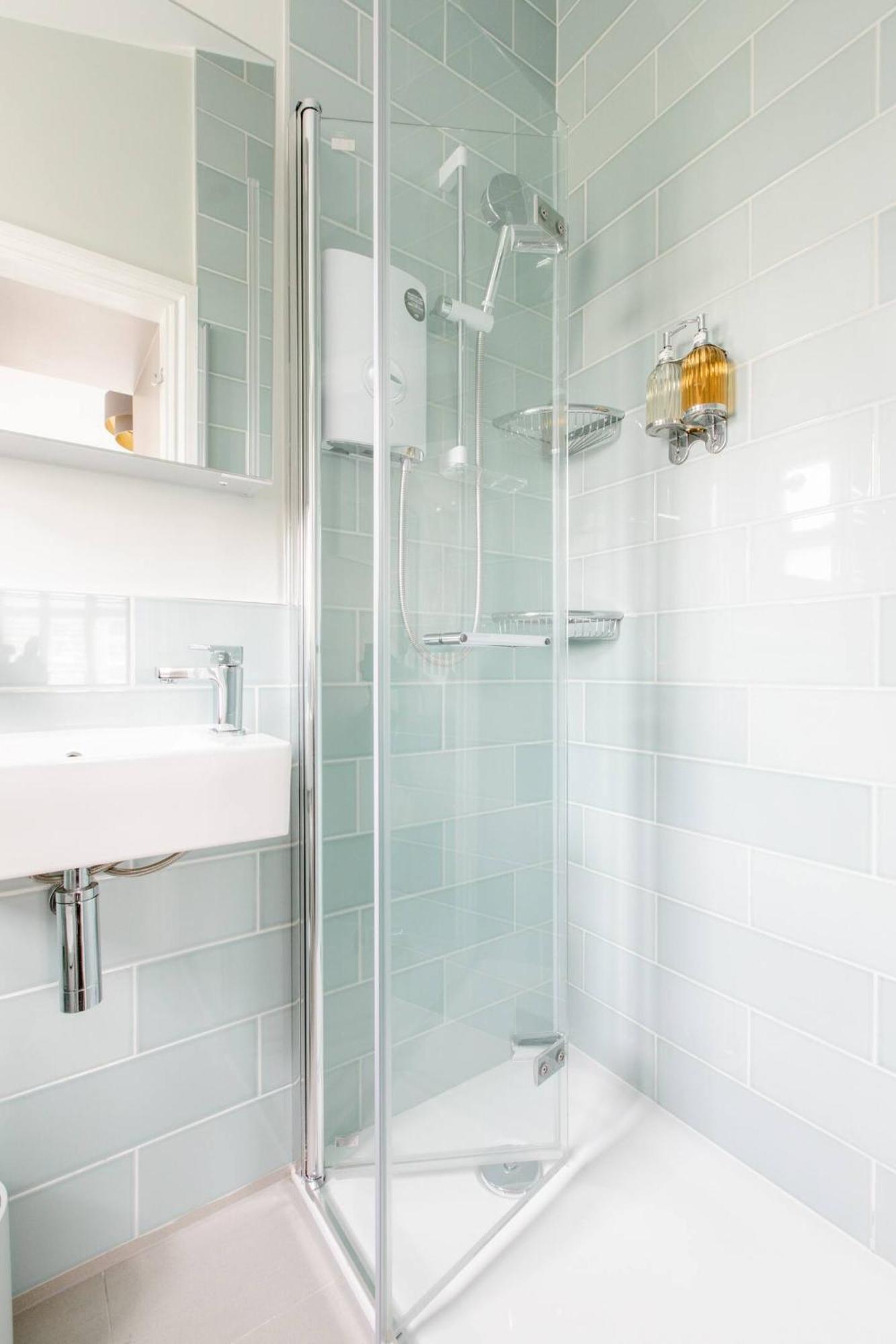 Luxury King-Bed Ensuite With Tranquil Garden Views London Exterior photo