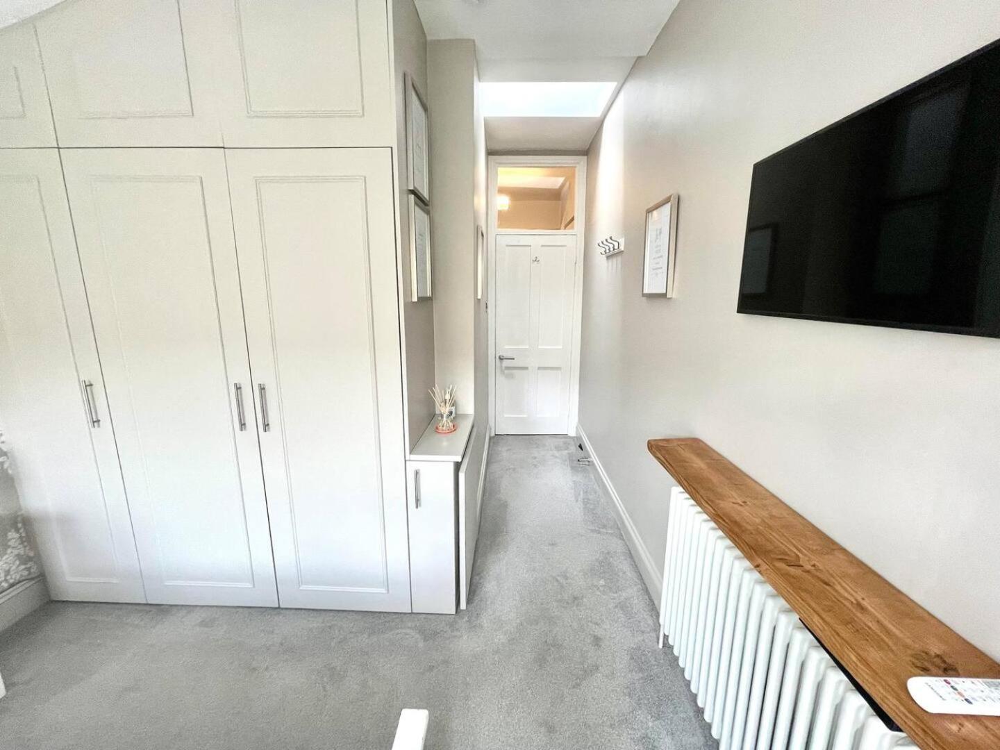 Luxury King-Bed Ensuite With Tranquil Garden Views London Exterior photo